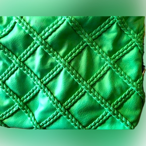 NWOT Urban Expressions handbag - Picture 4 of 6